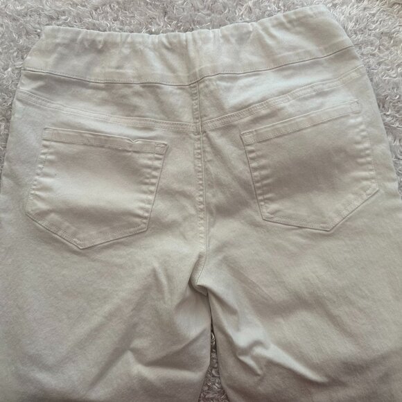 Blair Denimease Flat Waist Pull-On White Jeans Size 12MS - Picture 6 of 8